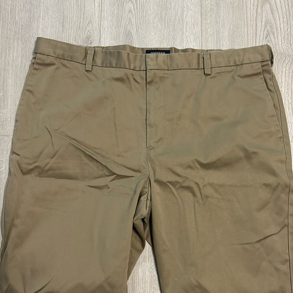 🔥BUNDLESALE Mens 44/26 Dockers D3 classic fit 100% cotton khaki chino pants